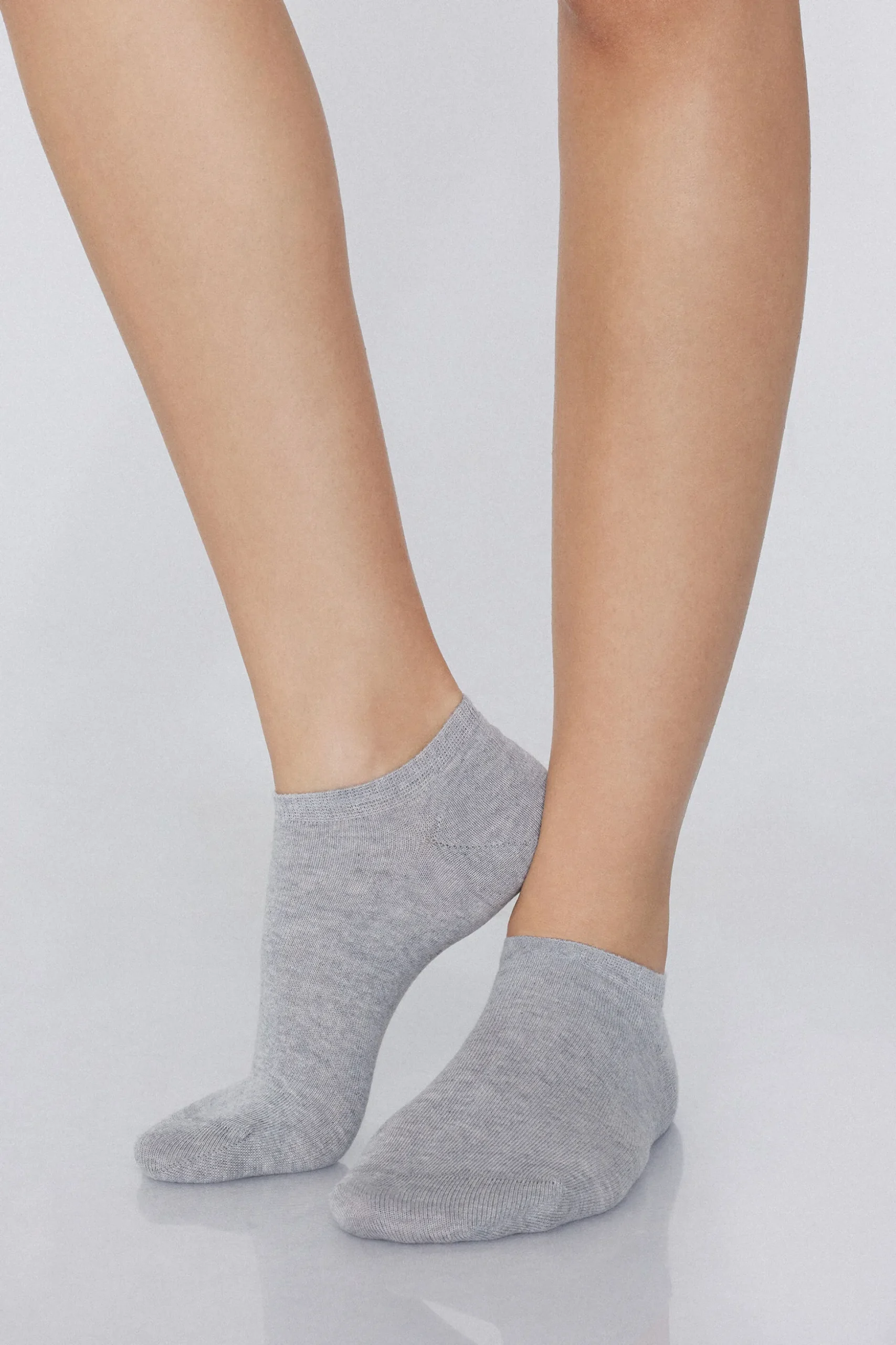 5 Pairs Of Solid-Colored Cotton Ankle Socks - Socks - Women | Tezenis