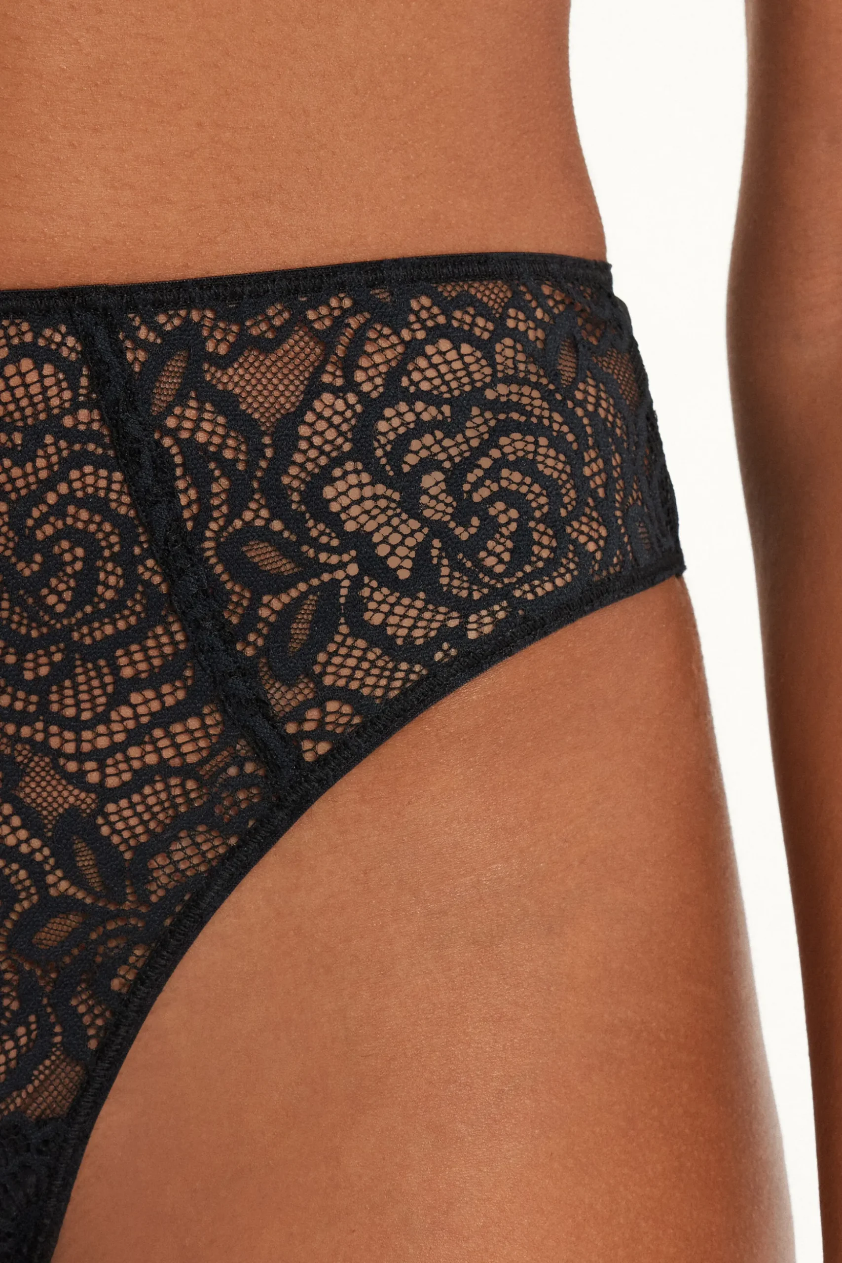 After Midnight Lace High-Waisted High-Cut Brazilian Panties - Cheeky Briefs - Women | Tezenis