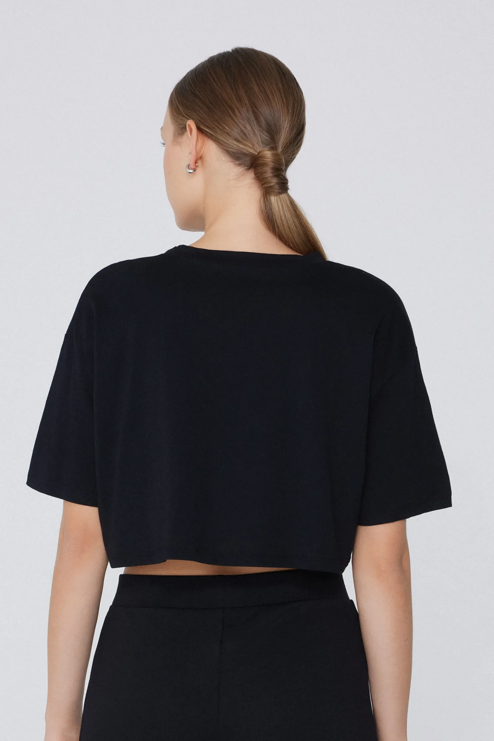 Boxy Crewneck Cropped Cotton T-Shirt - Short-Sleeved Tops - Women | Tezenis