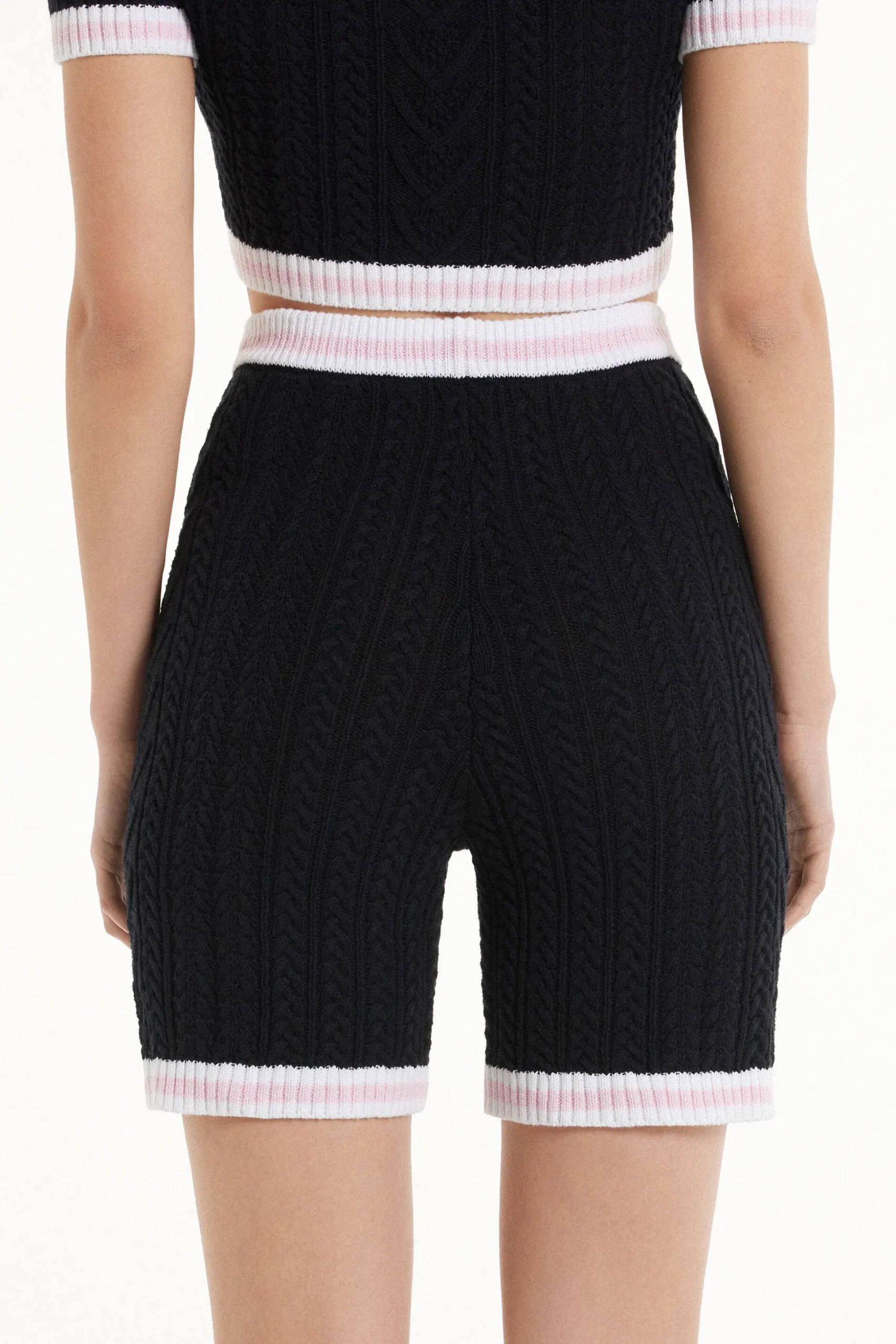 Full-Fashioned Open Knit Fabric Shorts With Pockets - Shorts - Women | Tezenis