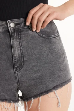 High Rise Frayed Denim Shorts - Shorts - Women | Tezenis