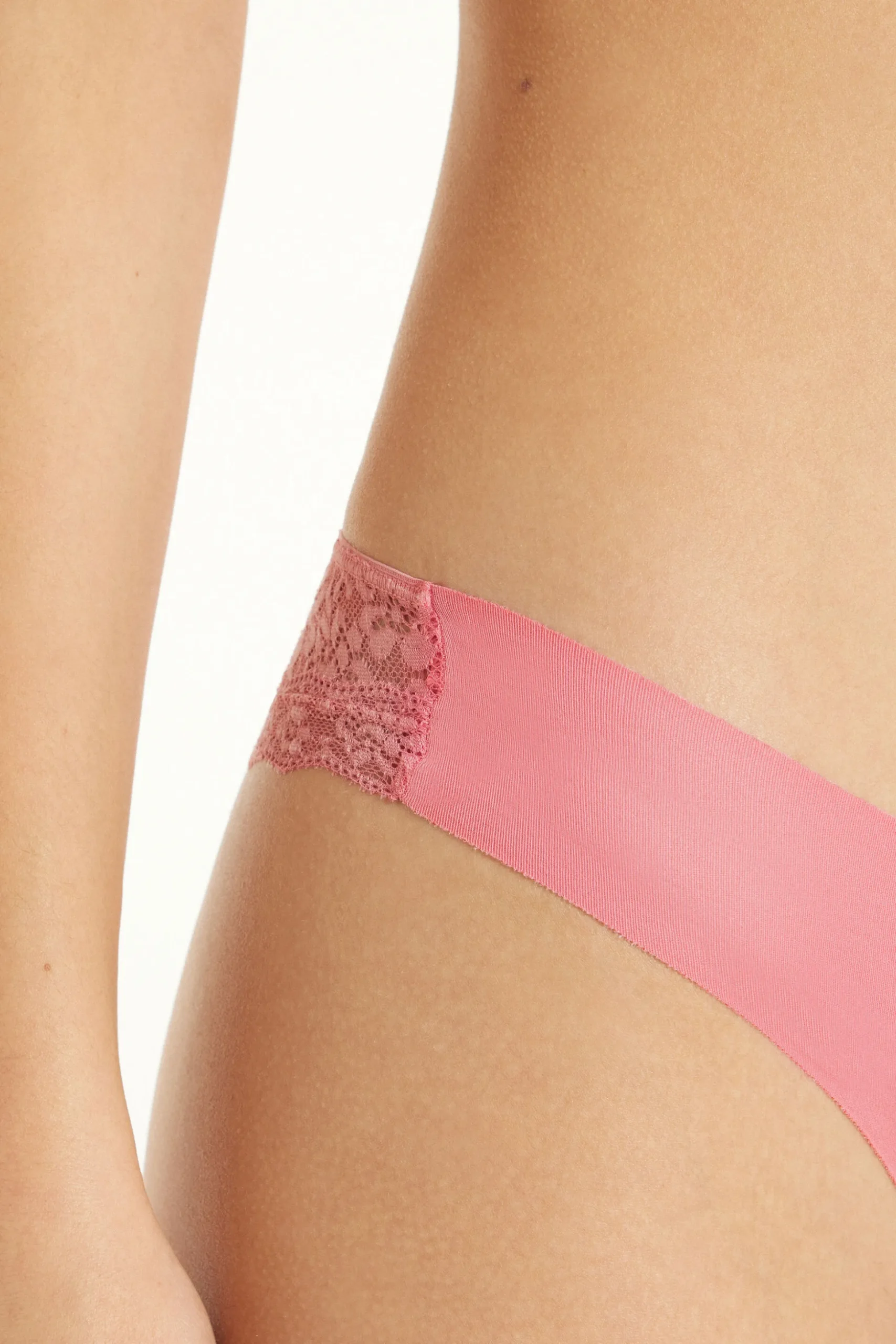 Laser-Cut Cotton Recycled Lace Brazilian Panties - Cheeky Briefs - Women | Tezenis