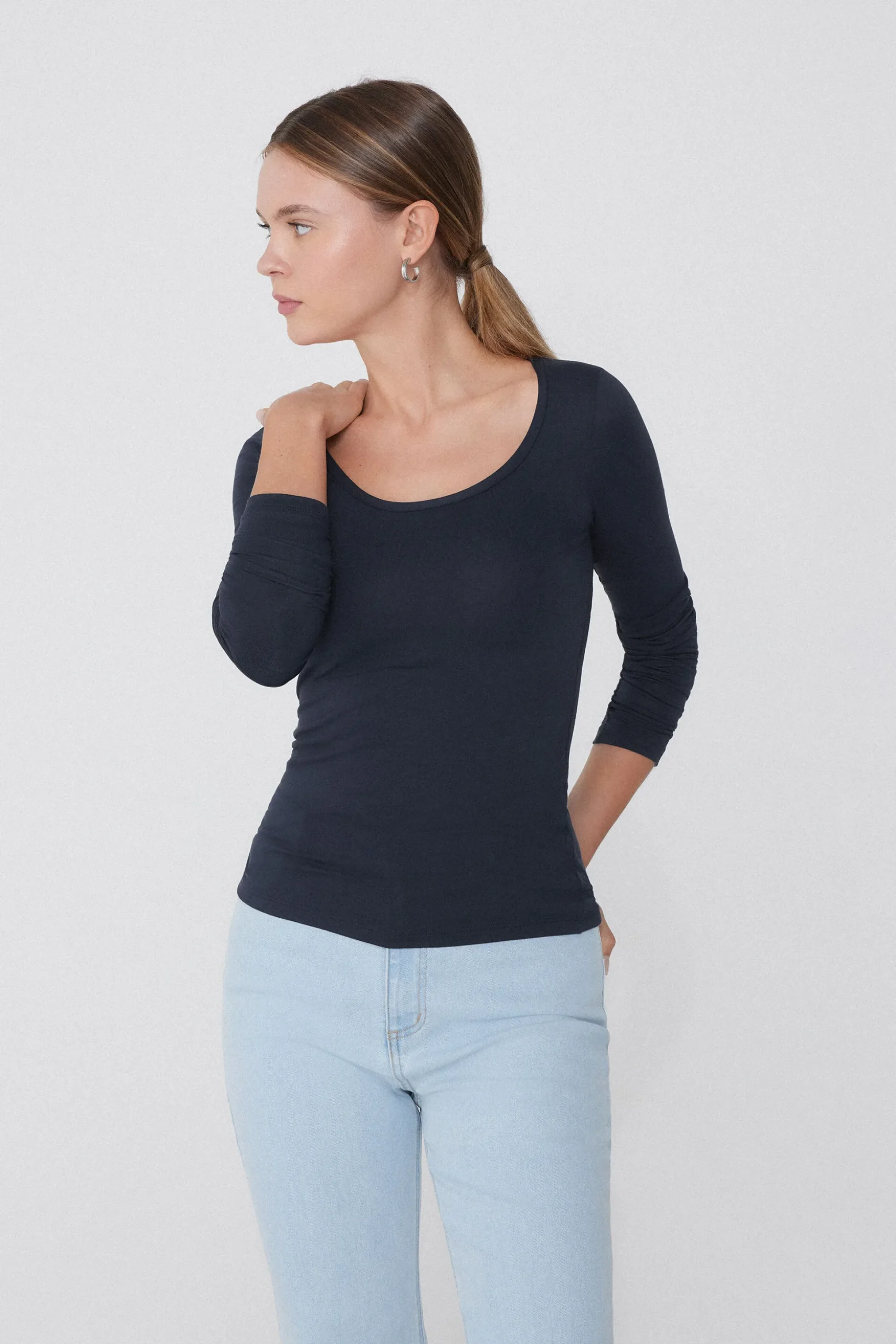 Long Sleeve Scoop Neck Viscose Top - Long-Sleeved Tops - Women | Tezenis