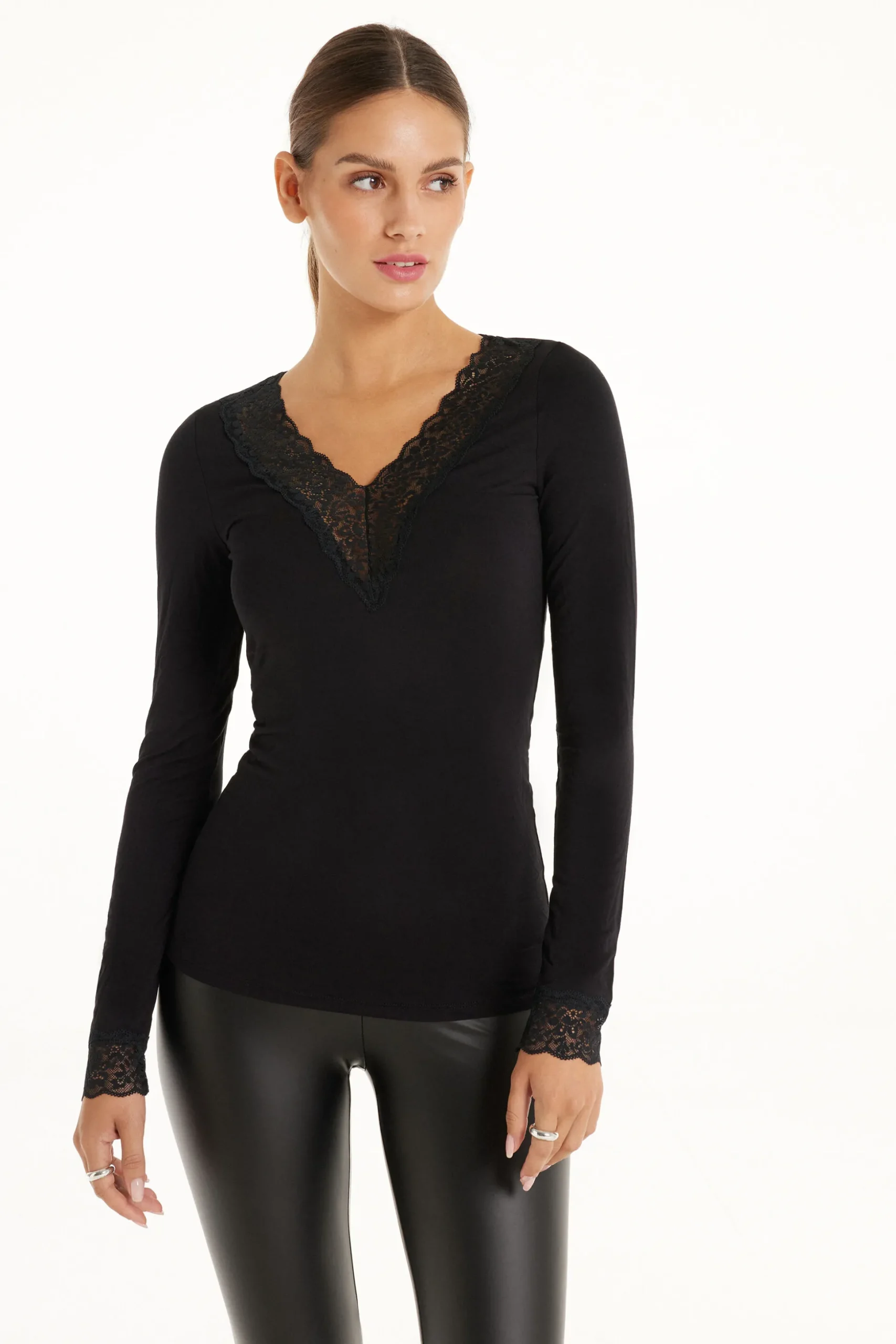 Long Sleeve V-Neck Viscose Top With Lace - Long-Sleeved Tops - Women | Tezenis