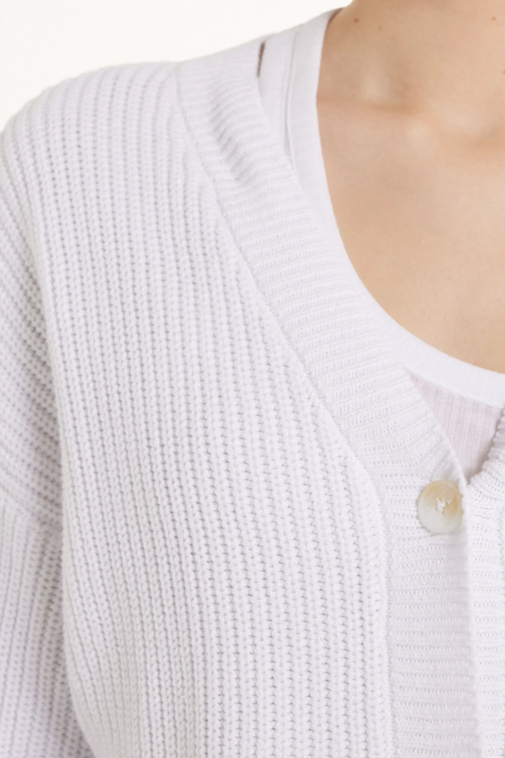 Long-Sleeved Ribbed Cropped Button-Up Cardigan - Cardigans And Sweaters - Women | Tezenis