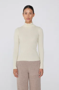 Long-Sleeved Ribbed Wool Turtleneck Sweater - Cardigans And Sweaters - Women | Tezenis