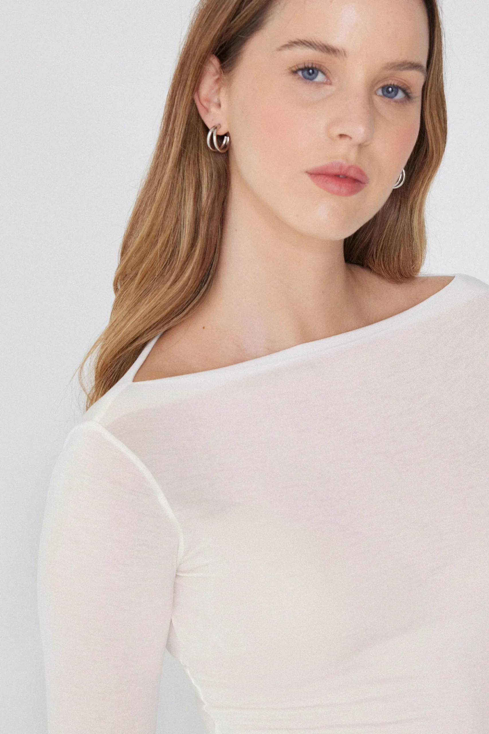 Long-Sleeved Viscose Boat-Neck Top - Long-Sleeved Tops - Women | Tezenis