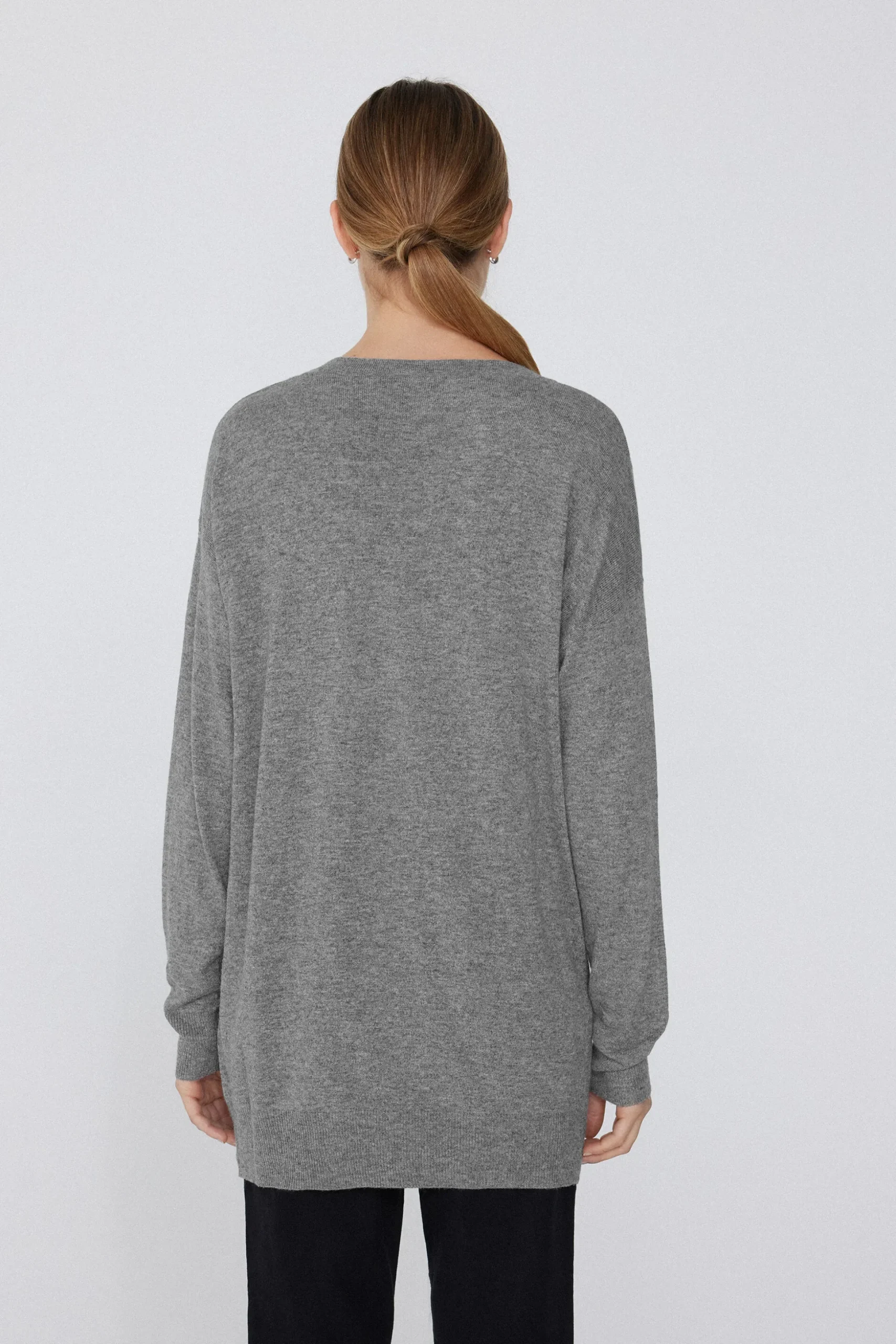 Long-Sleeved Wool V-Neck Sweater - Cardigans And Sweaters - Women | Tezenis