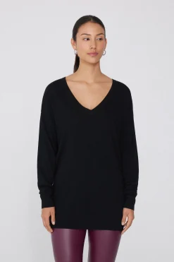 Long-Sleeved Wool V-Neck Sweater - Cardigans And Sweaters - Women | Tezenis