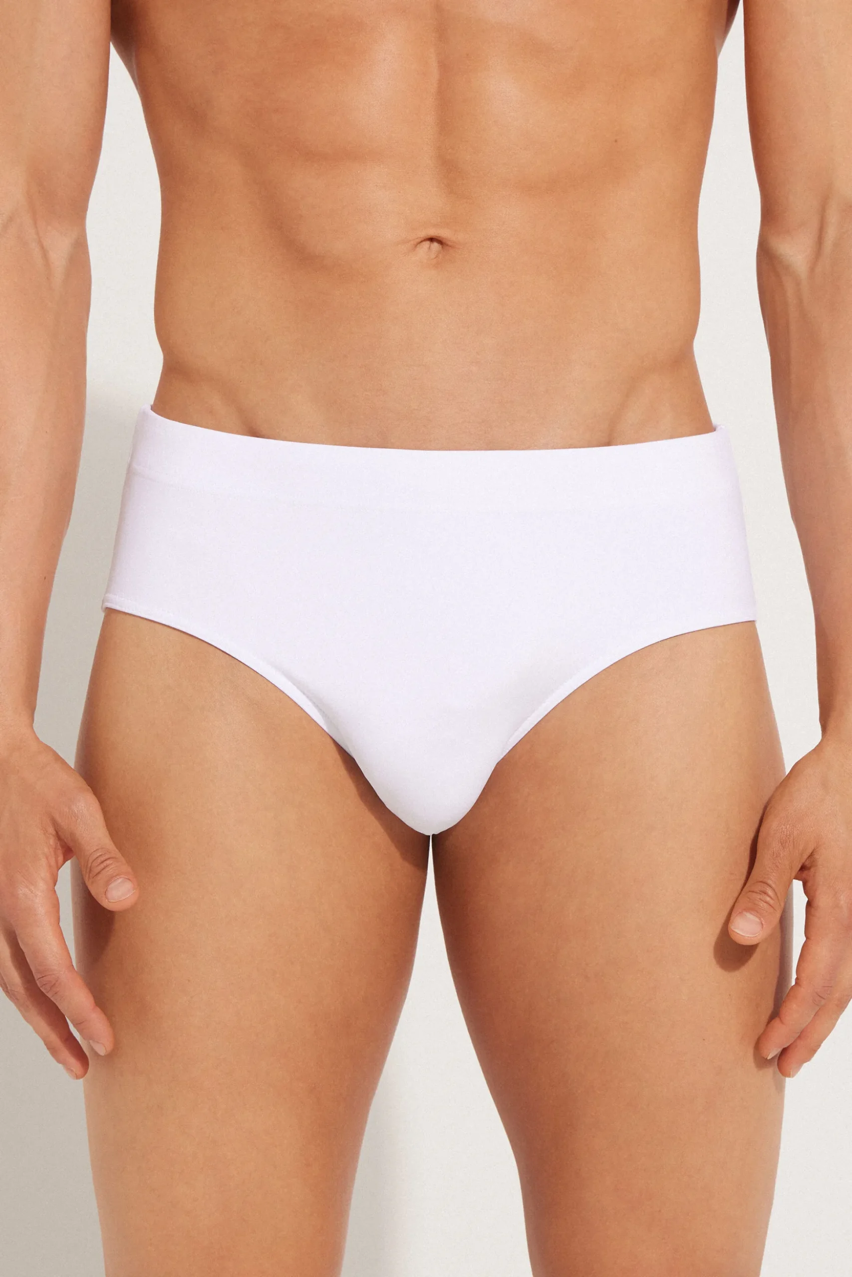 Microfiber Bikini Bottoms - Swim Briefs - Men | Tezenis
