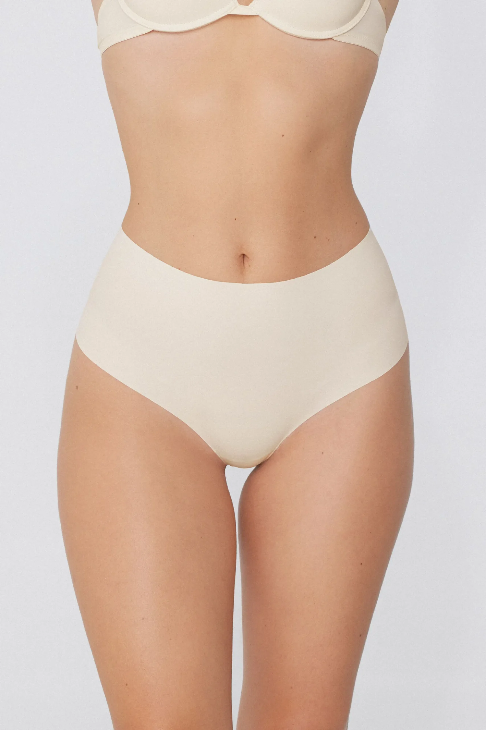 Recycled Microfiber High-Waisted Raw-Cut Brazilian Panties - Cheeky Briefs - Women | Tezenis