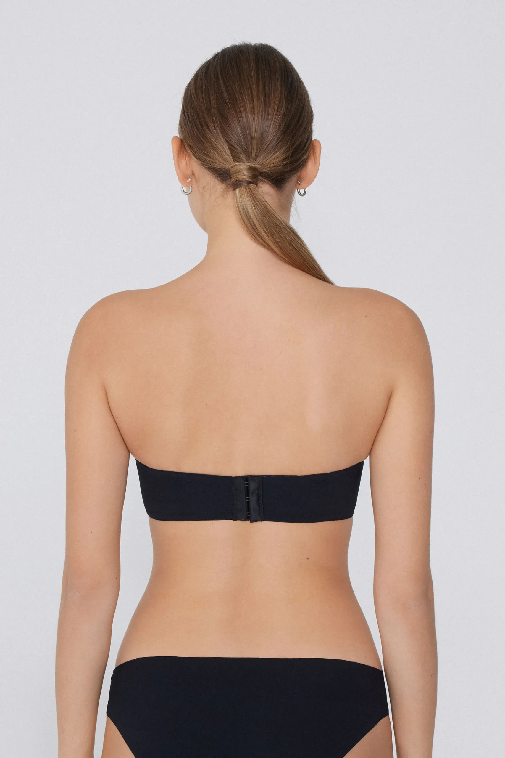 Recycled Microfiber Low-Neck Padded Bandeau Bra - Strapless And Bandeau - Women | Tezenis
