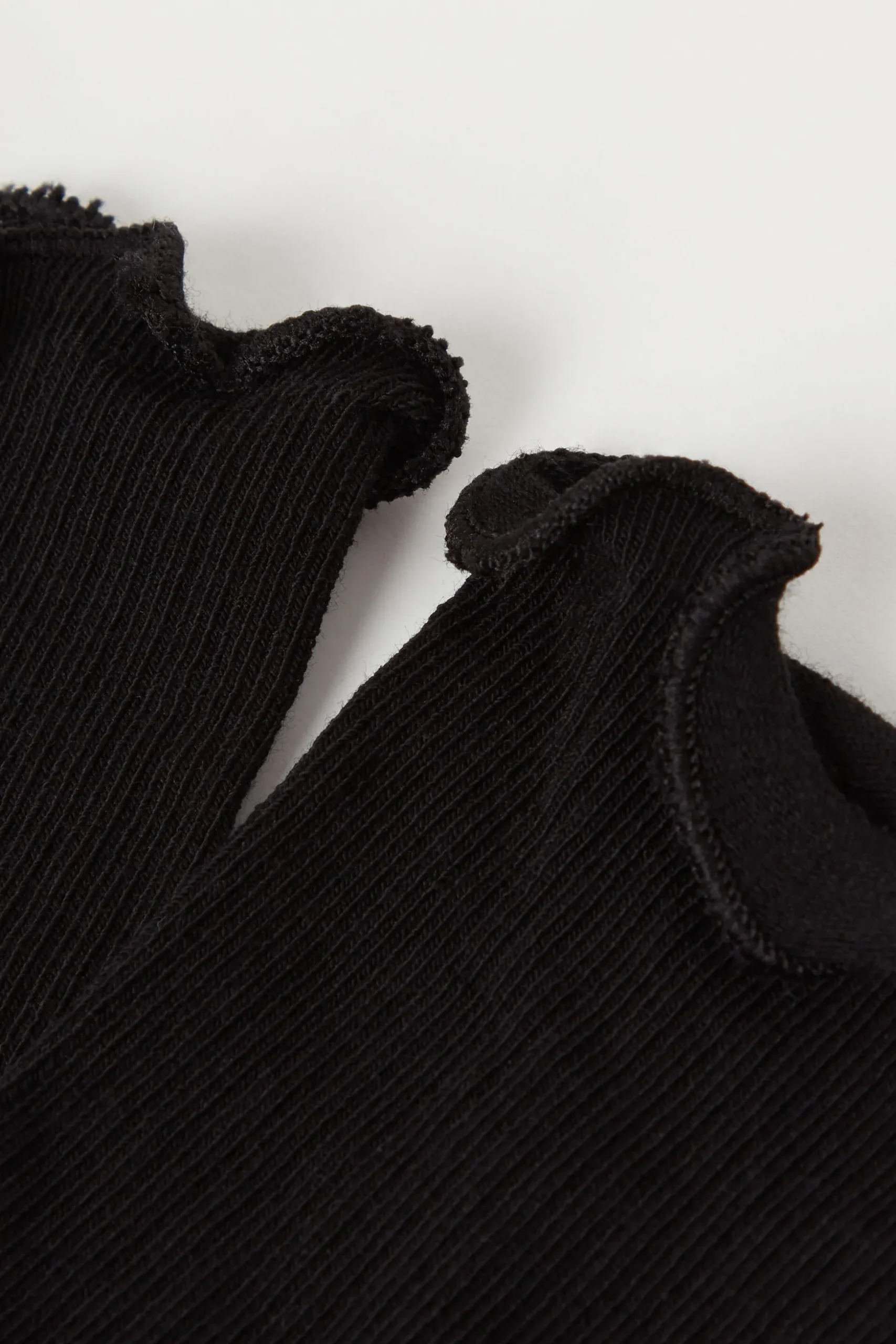 Ribbed Lettuce Leaf Trim Crew Socks - Socks - Women | Tezenis