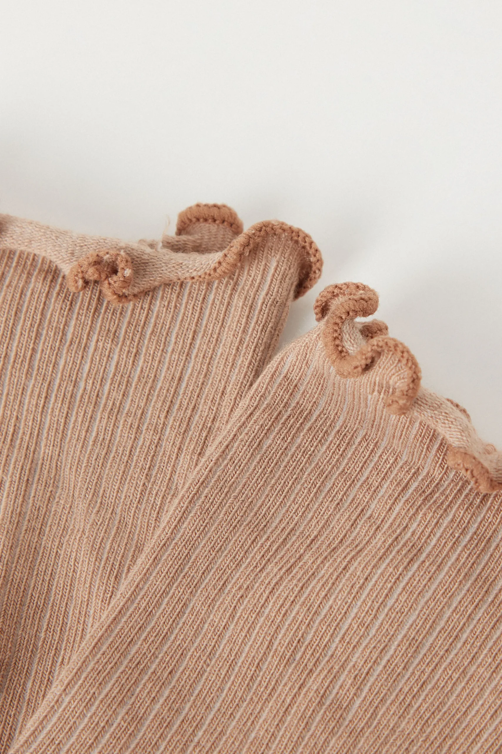 Ribbed Lettuce Leaf Trim Crew Socks - Socks - Women | Tezenis