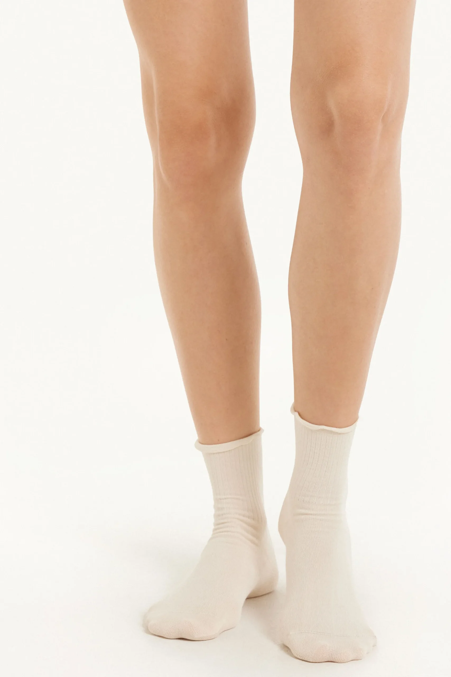 Ribbed Lettuce Leaf Trim Crew Socks - Socks - Women | Tezenis