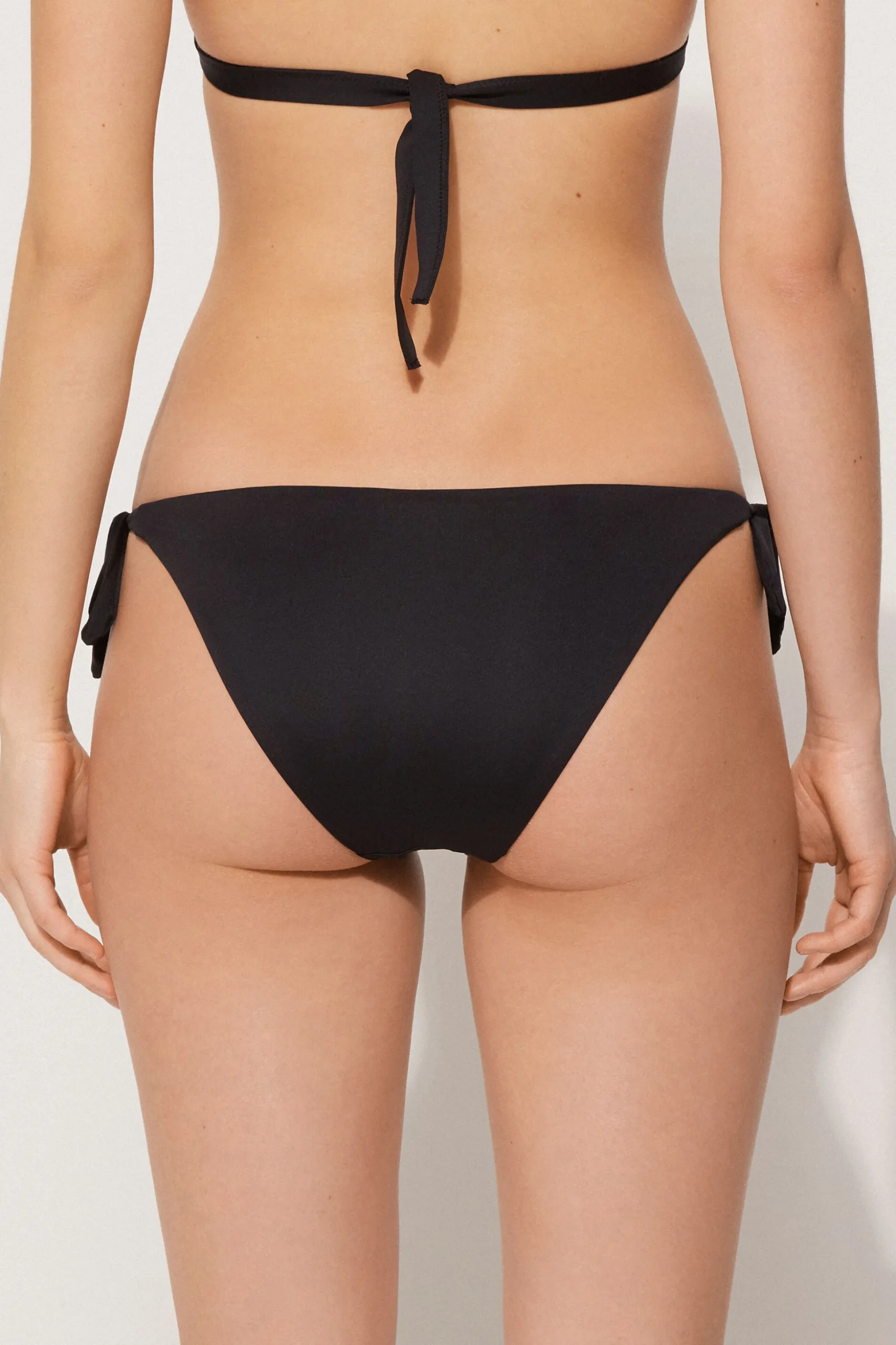 Tie-Bow Bikini Briefs In Plain Hues - Classic - Women | Tezenis