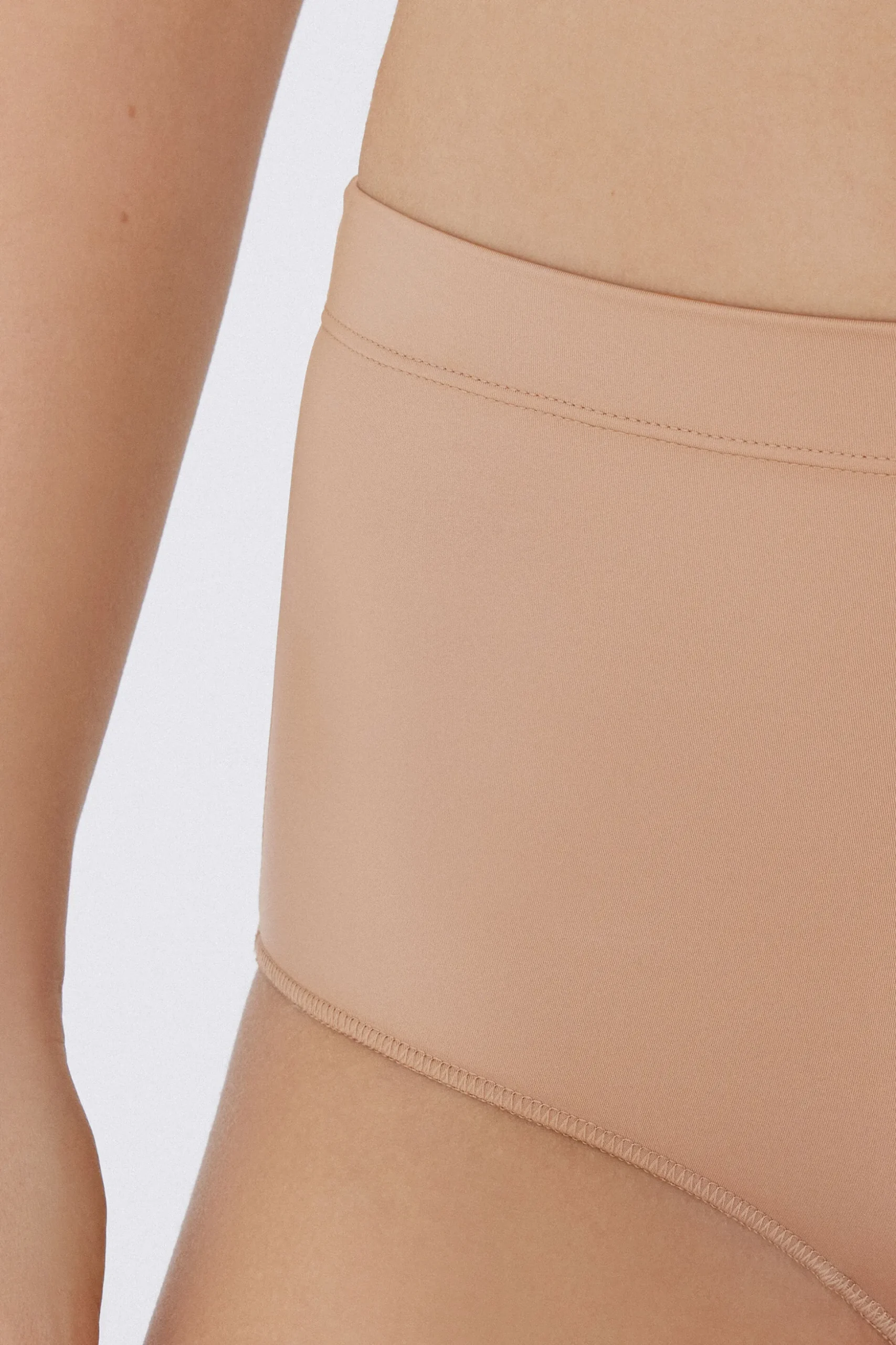 Ultralight High-Waisted Shaping Panties - Classic - Women | Tezenis