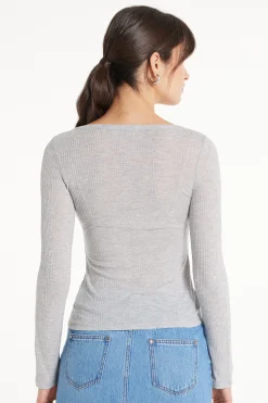 Ultra-Lightweight Long-Sleeved Ribbed Viscose Boat-Neck Top - Long-Sleeved Tops - Women | Tezenis