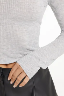 Ultra-Lightweight Long-Sleeved Ribbed Viscose Crop Top - Long-Sleeved Tops - Women | Tezenis