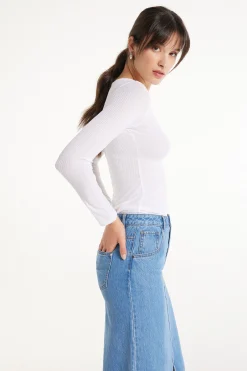 Ultra-Lightweight Long-Sleeved Ribbed Viscose Boat-Neck Top - Long-Sleeved Tops - Women | Tezenis