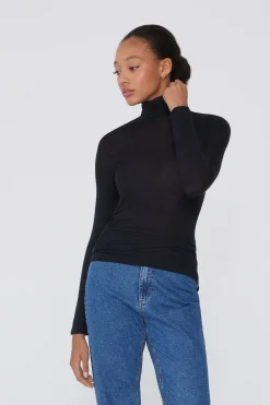 Viscose And Merino Wool Turtleneck Top - Cardigans And Sweaters - Women | Tezenis