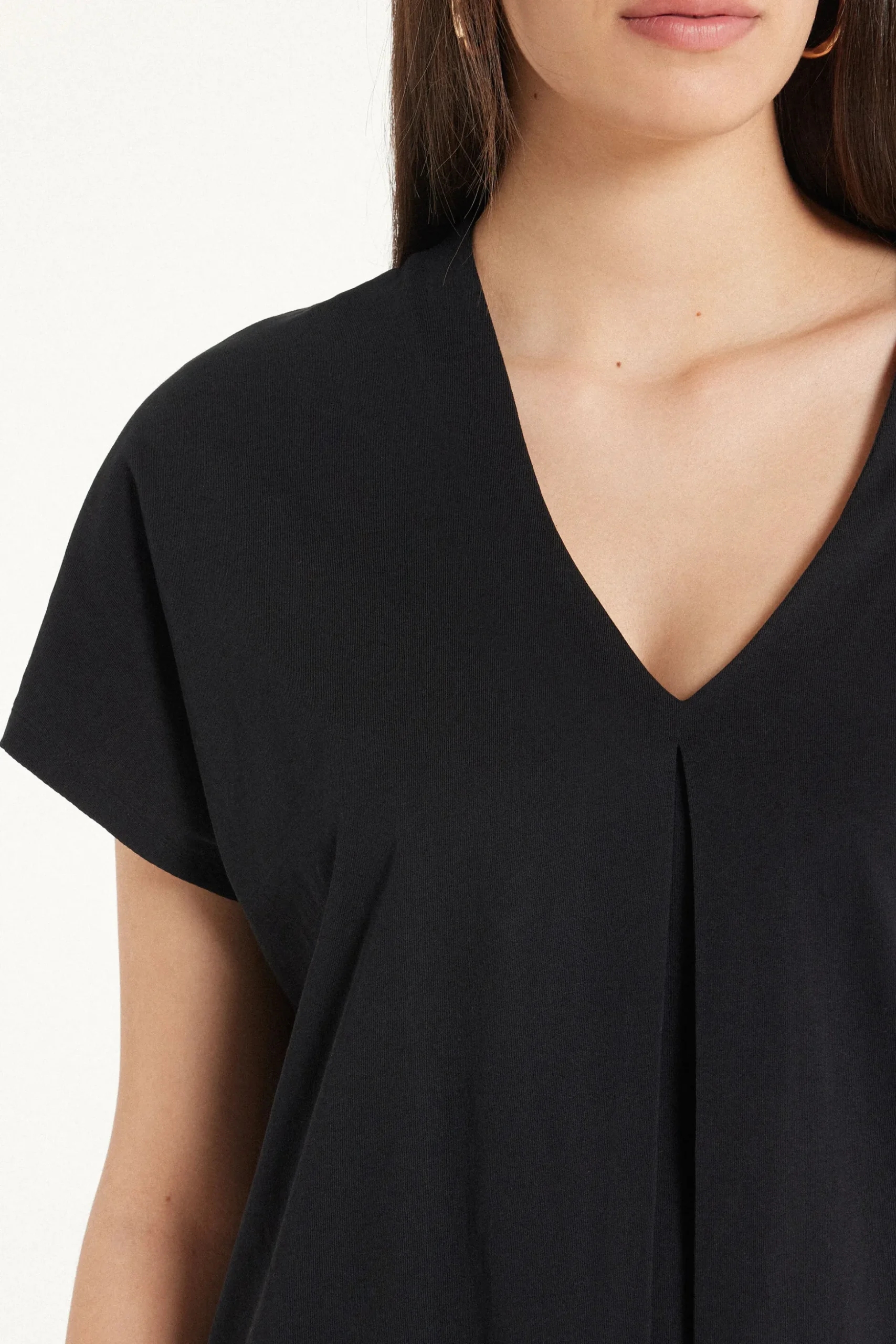 V-Neck Cotton T-Shirt With Dart - Short-Sleeved Tops - Women | Tezenis
