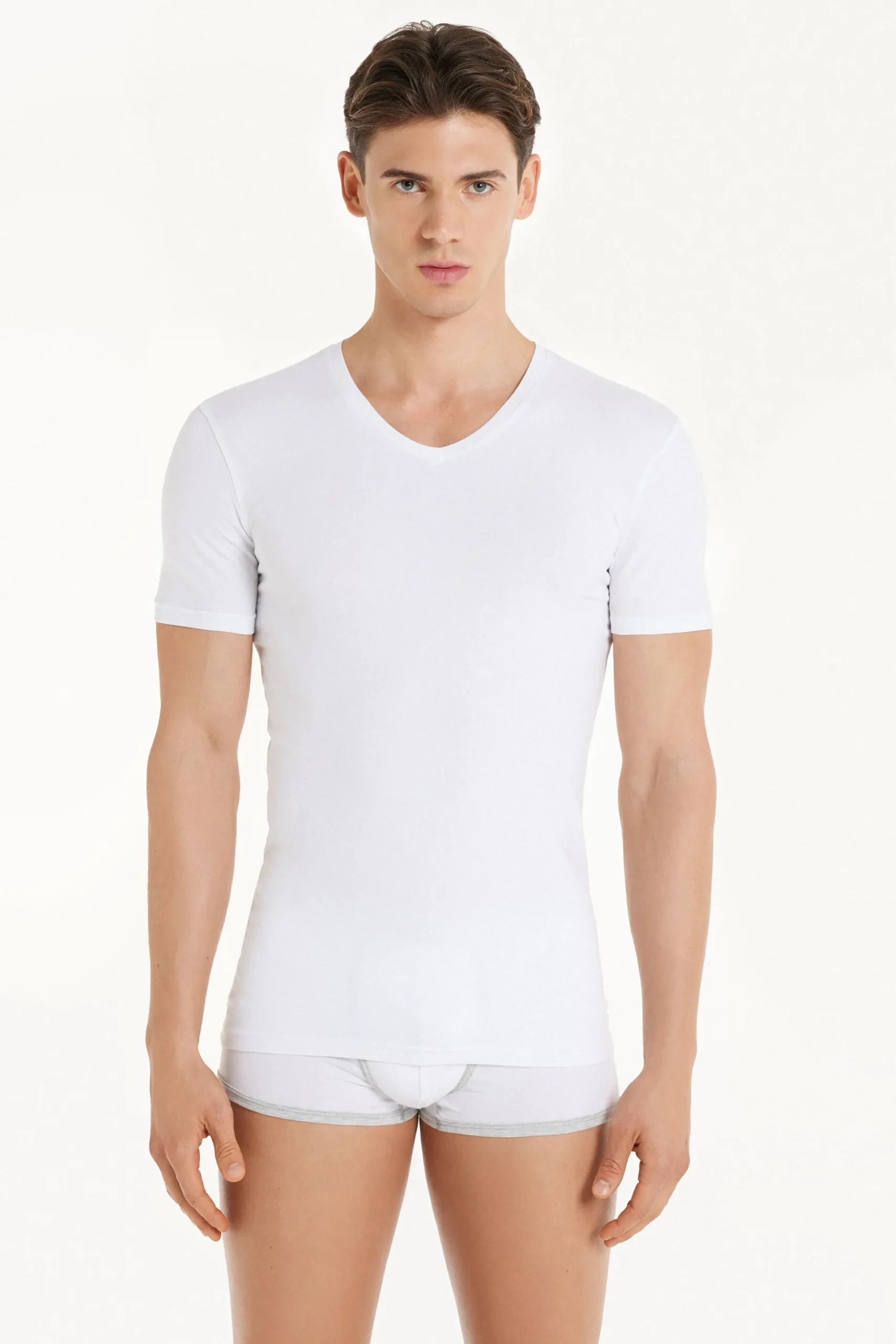 V-Neck Stretch-Cotton T-Shirt - T-Shirts - Men | Tezenis