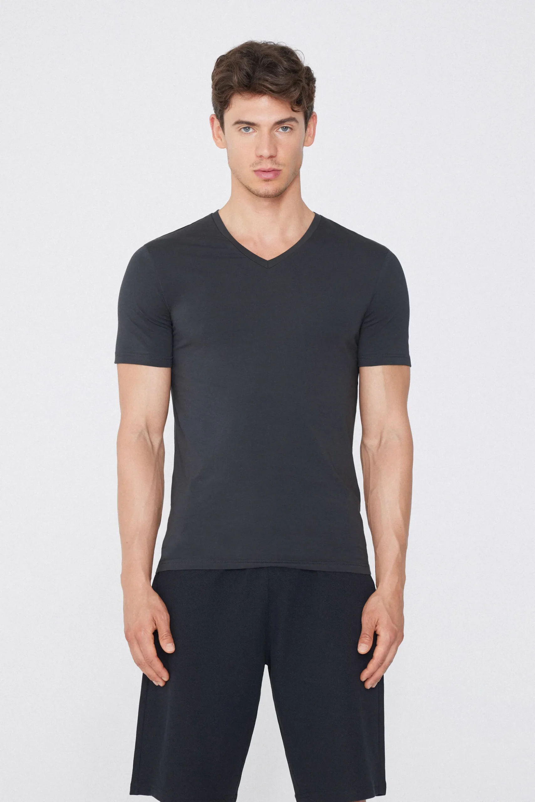 V-Neck Stretch-Cotton T-Shirt - T-Shirts - Men | Tezenis