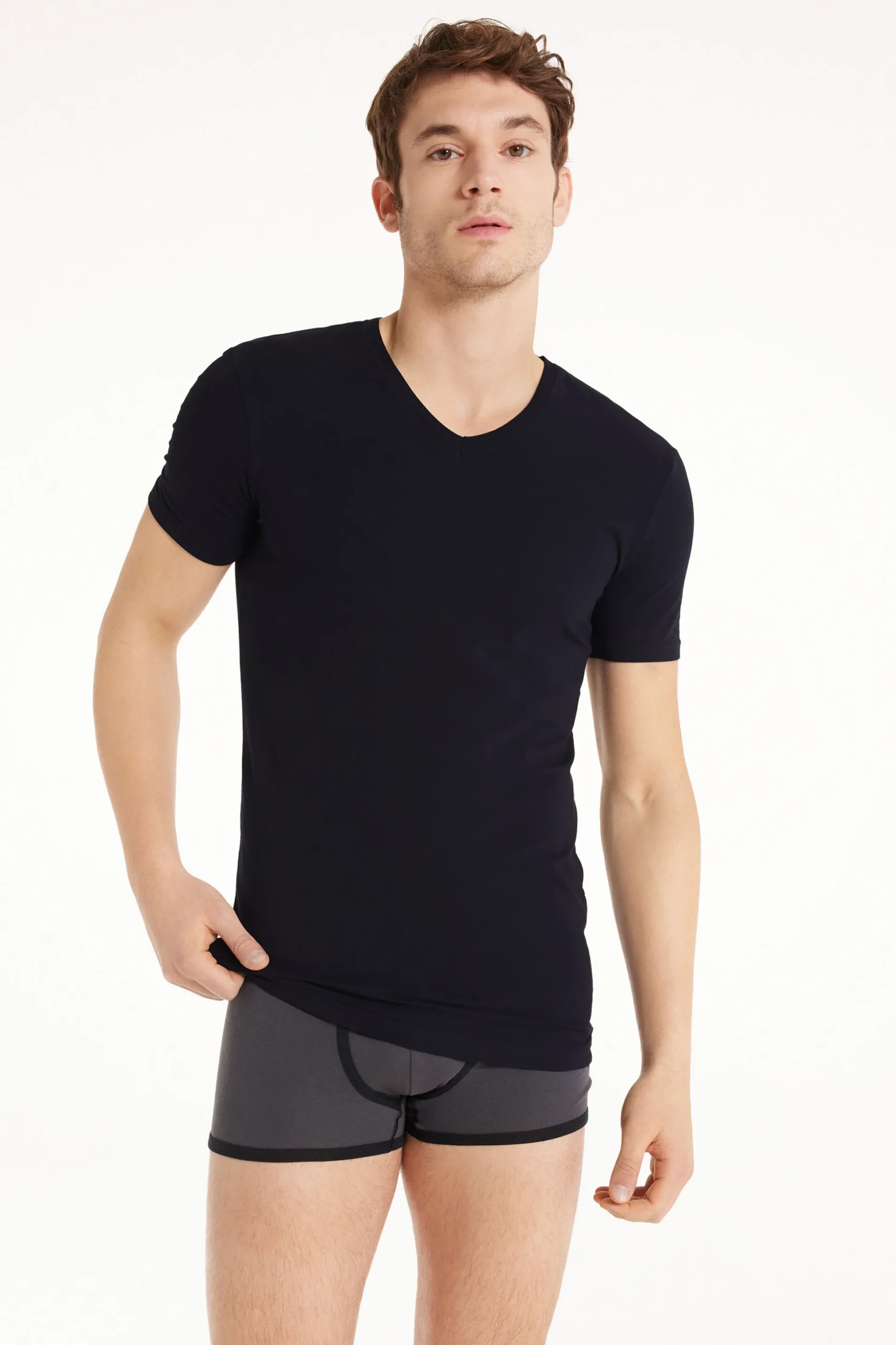 V-Neck Stretch-Cotton T-Shirt - T-Shirts - Men | Tezenis