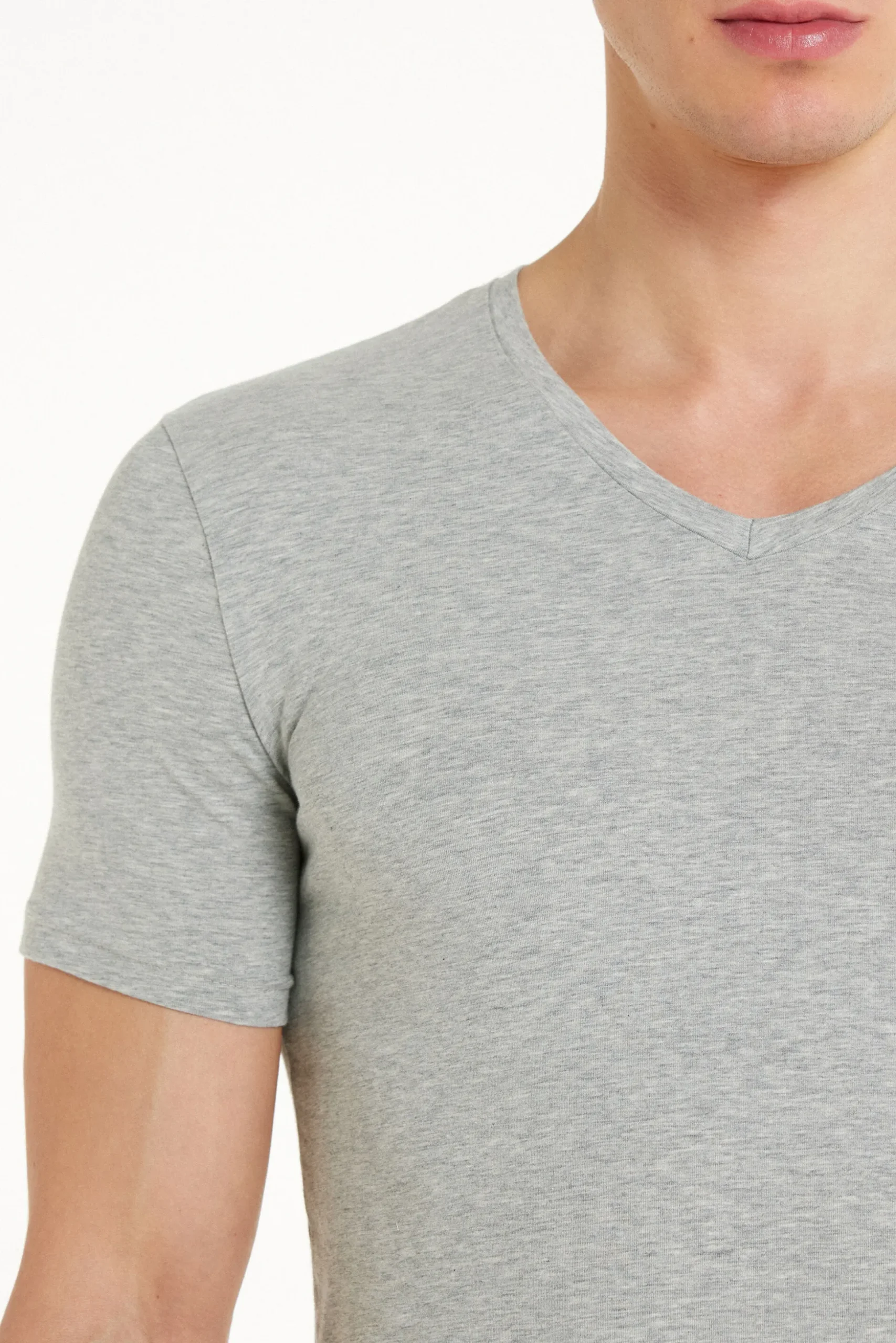 V-Neck Stretch-Cotton T-Shirt - T-Shirts - Men | Tezenis