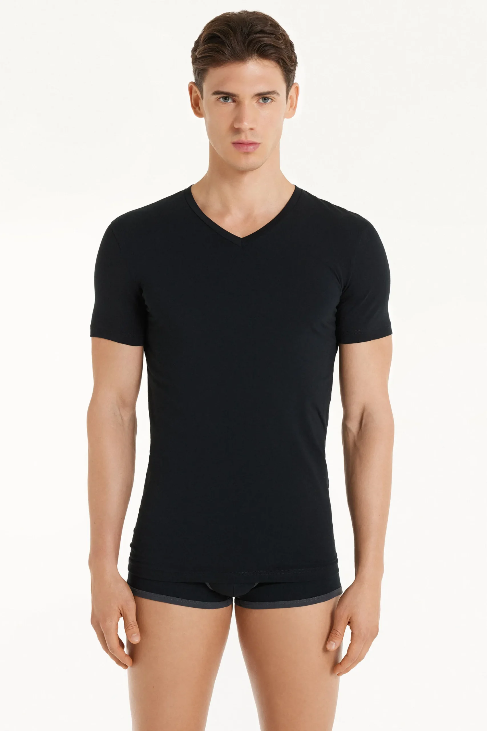 V-Neck Stretch-Cotton T-Shirt - T-Shirts - Men | Tezenis