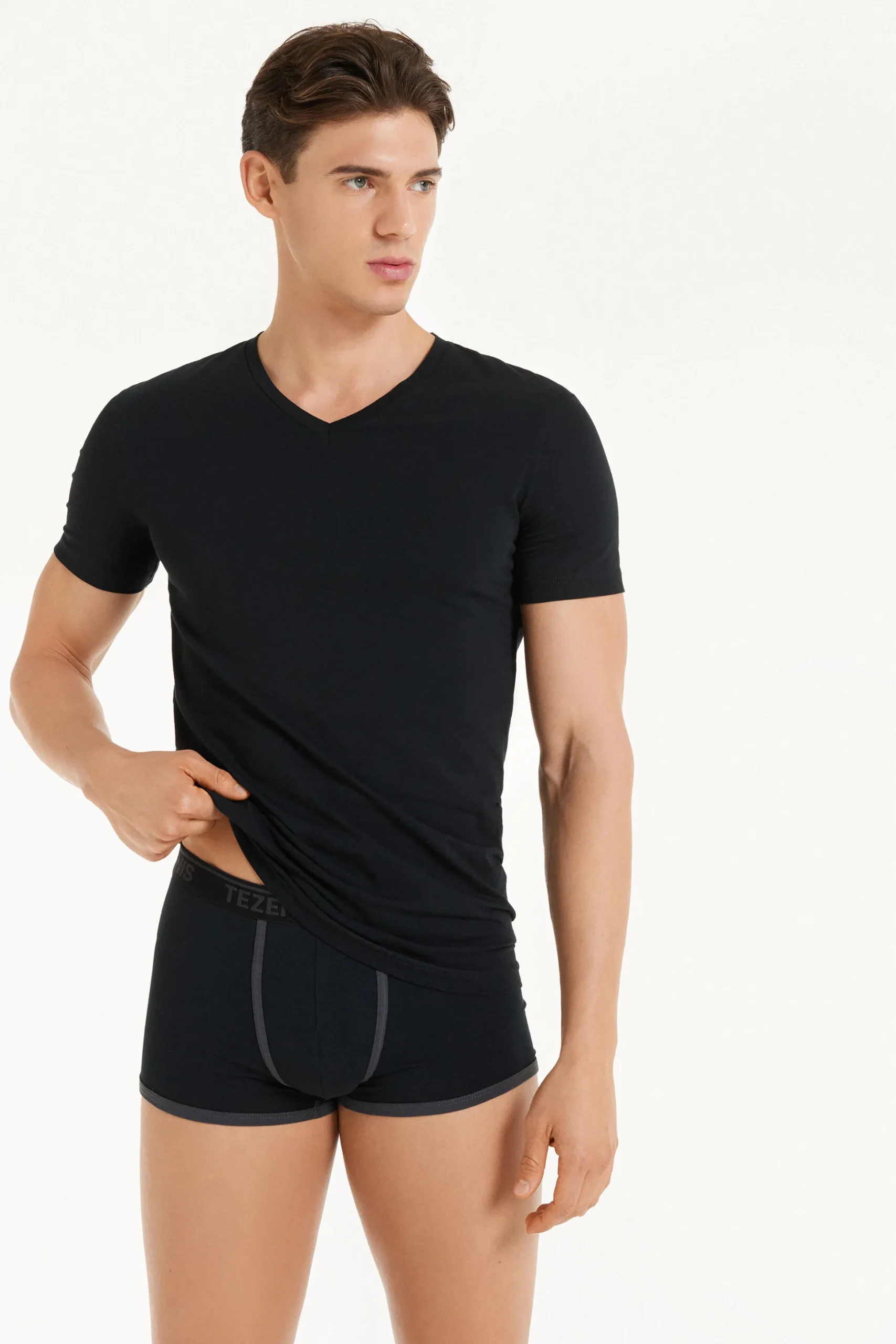V-Neck Stretch-Cotton T-Shirt - T-Shirts - Men | Tezenis