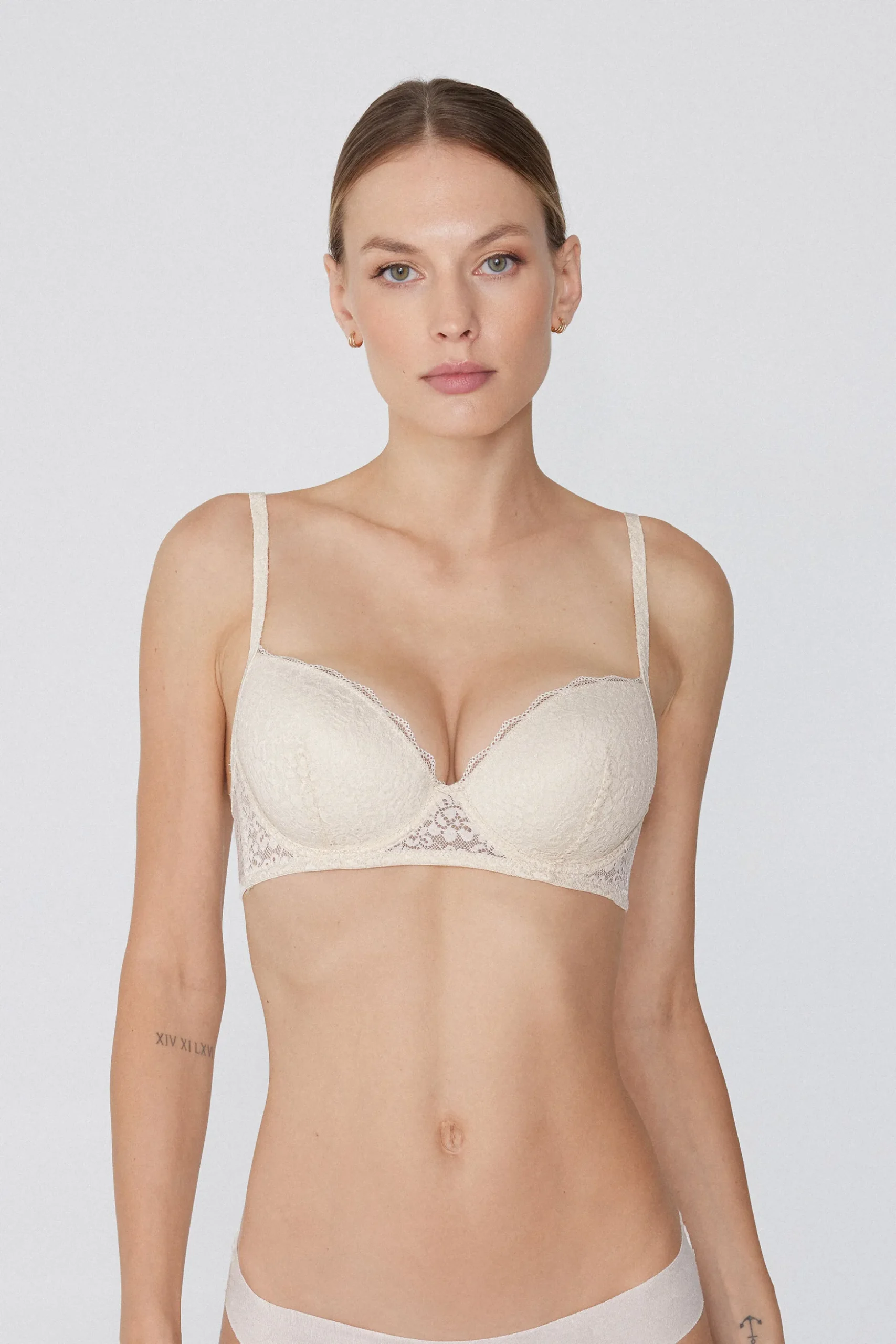 Wien Recycled Lace Lightly Padded Balconette Bra - Balconette - Women | Tezenis
