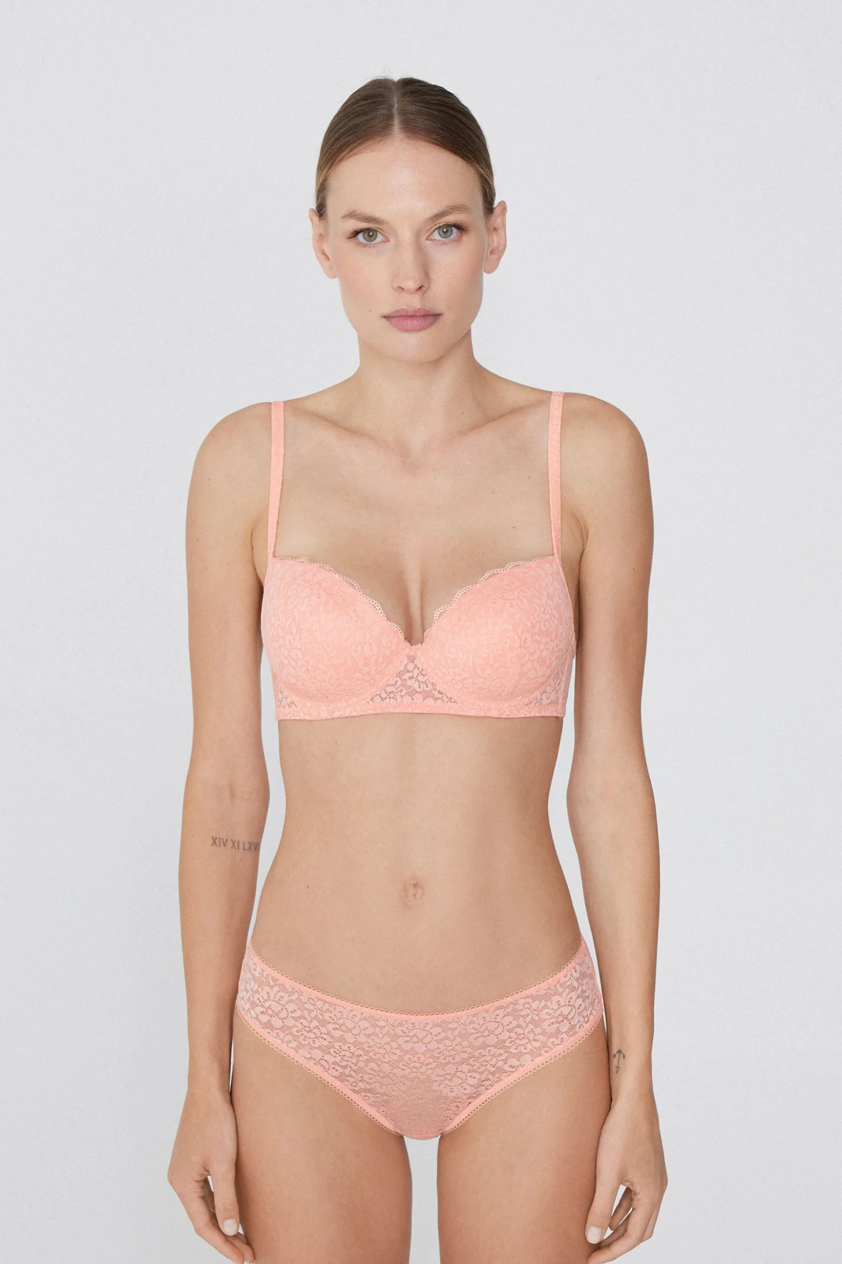 Wien Recycled Lace Lightly Padded Balconette Bra - Balconette - Women | Tezenis
